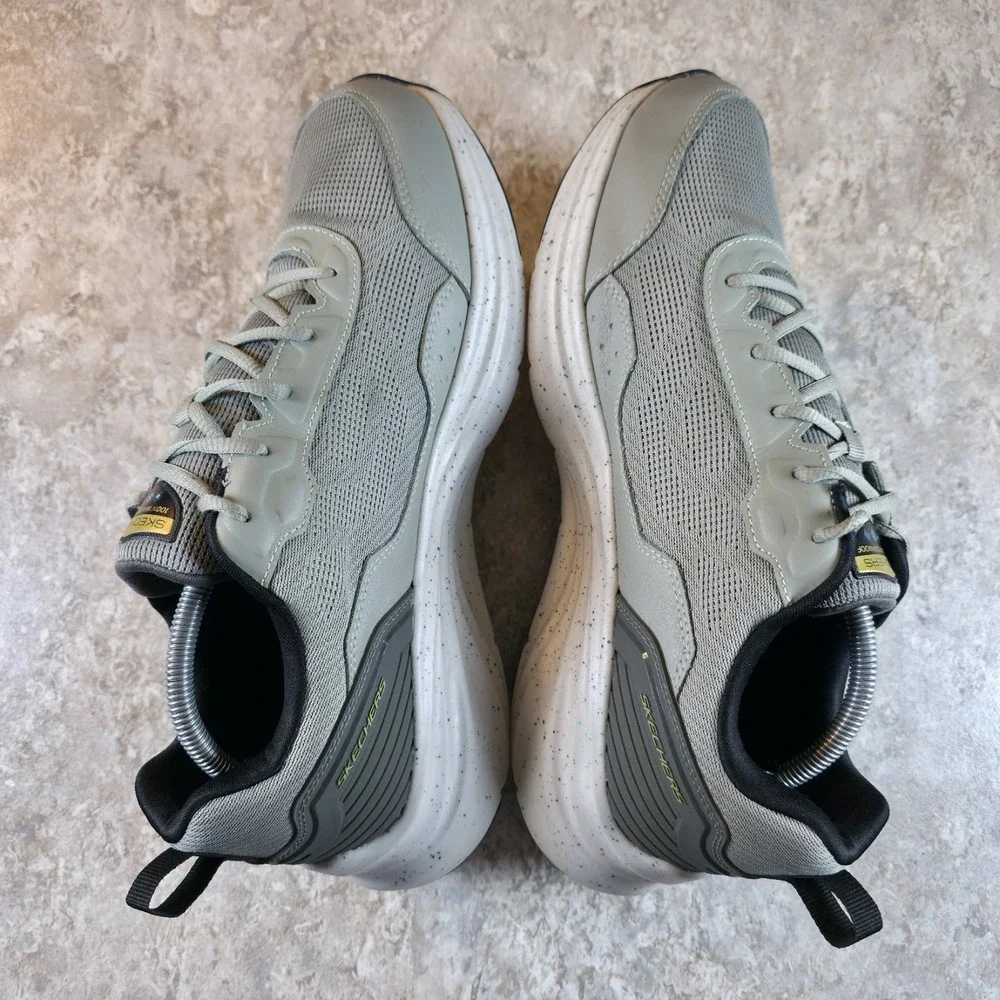 Skechers Men's Vapor Foam 100% Waterproof Sage Running Shoes Size 12 *Worn Once.